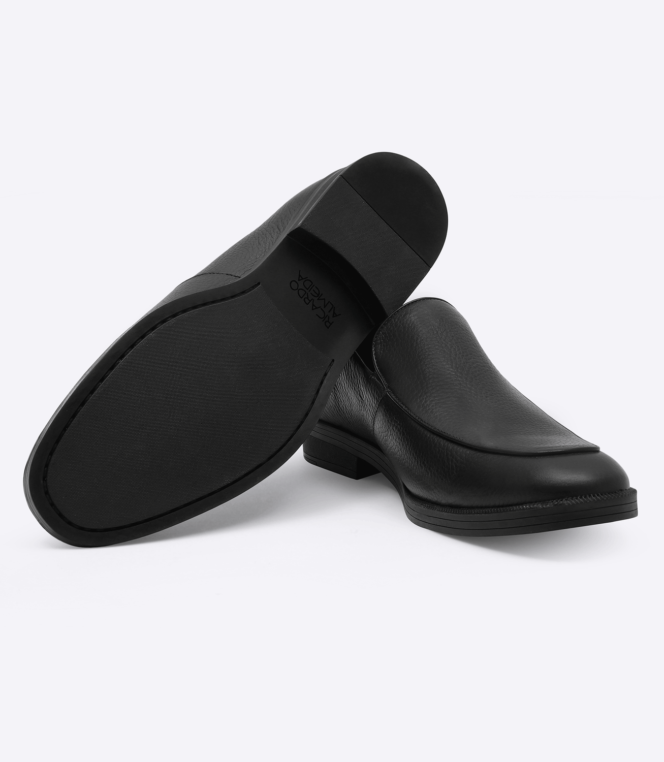 Mocassim Loafer Masculino em Couro Floater Preto – slide 3