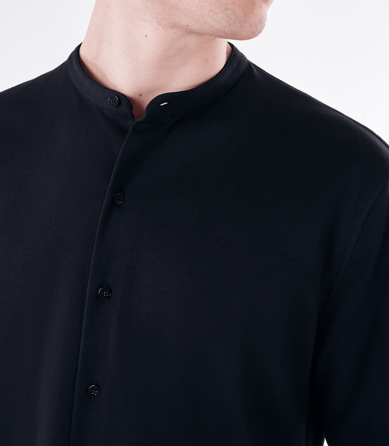 Camisa Manga Curta Gola Mao de Malha Homemeeting Preto – slide 4