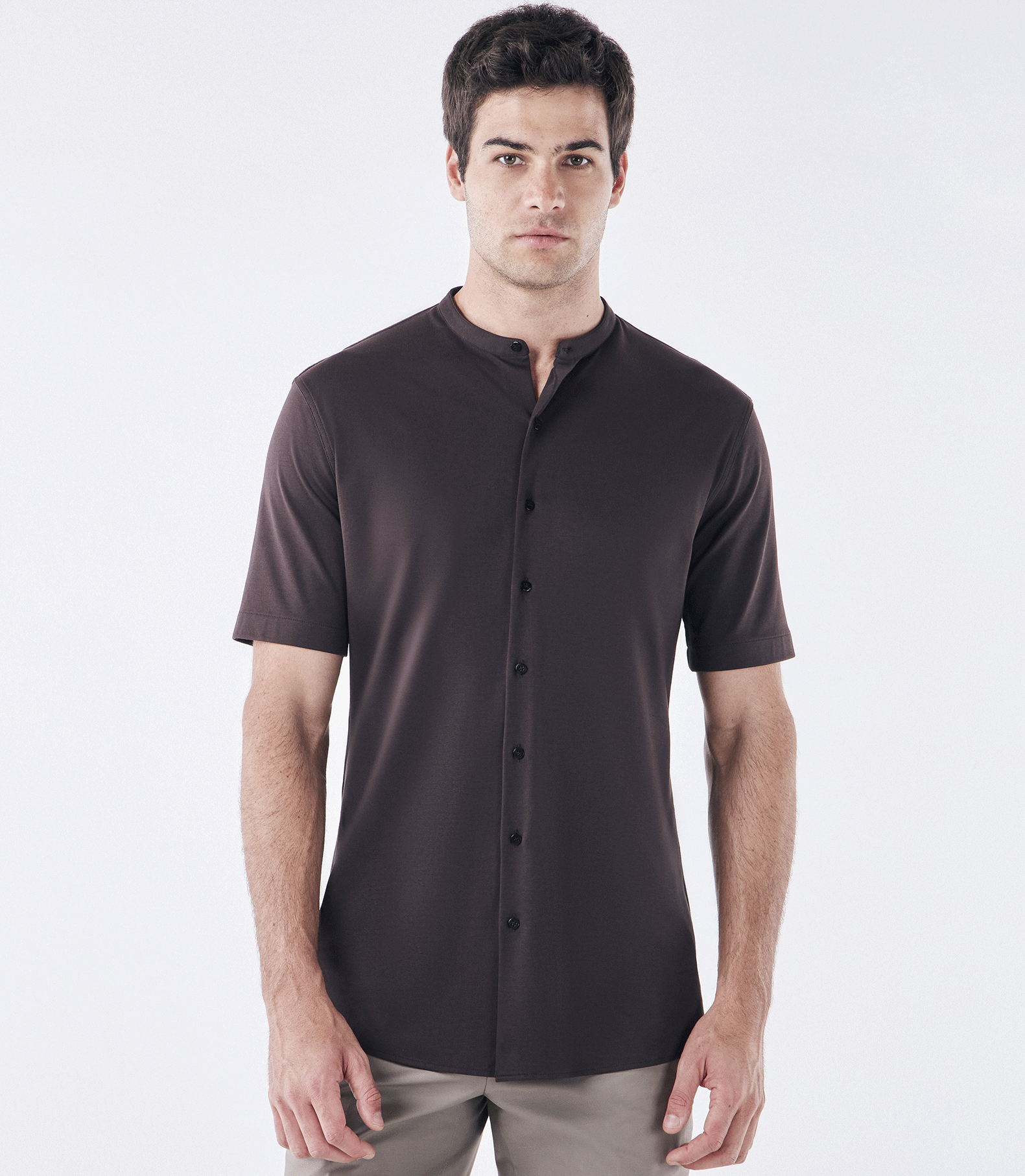 Camisa Manga Curta Gola Mao de Malha Homemeeting Marrom