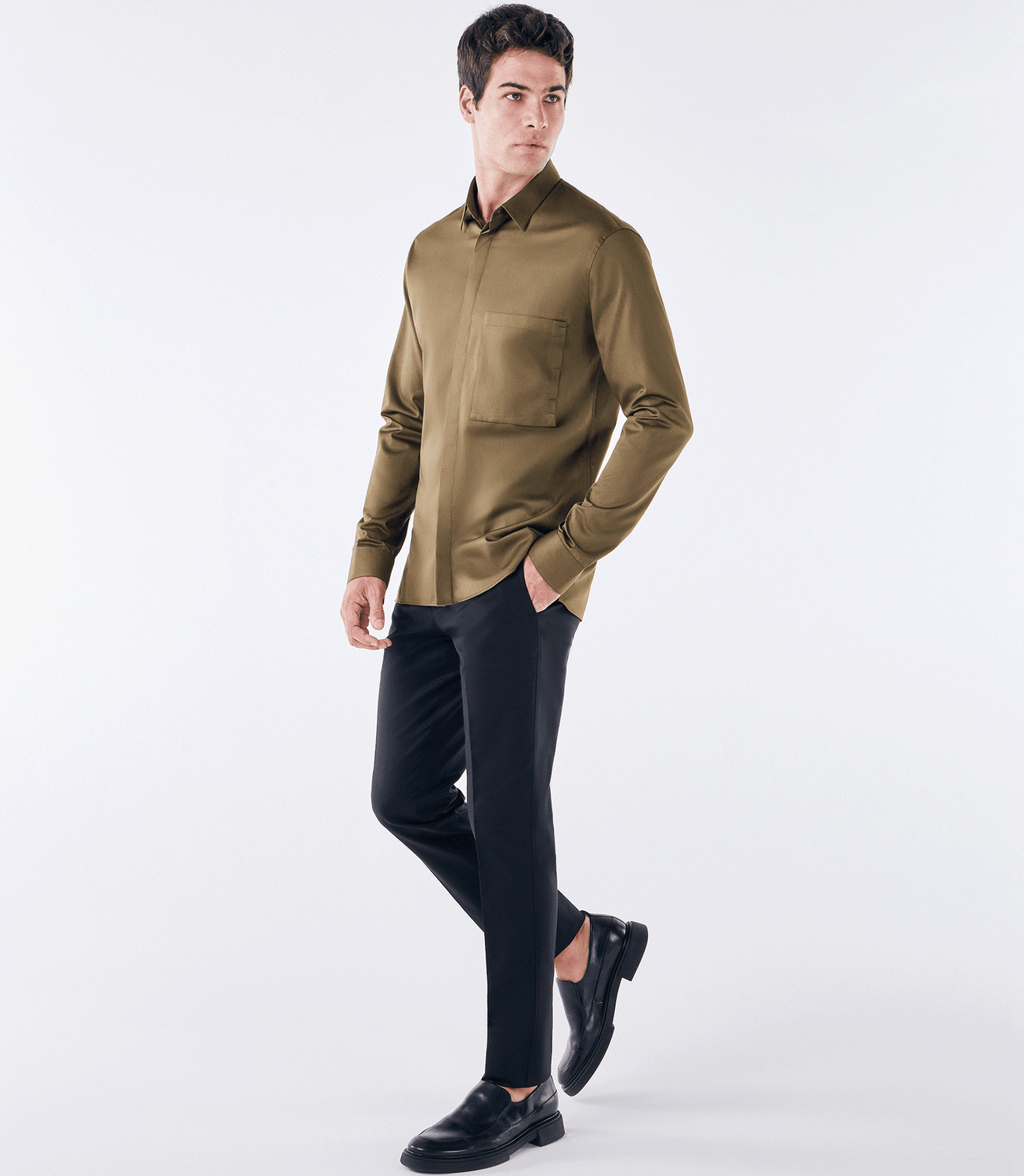 Camisa Tailor Air Pima com Bolso Verde – slide 2