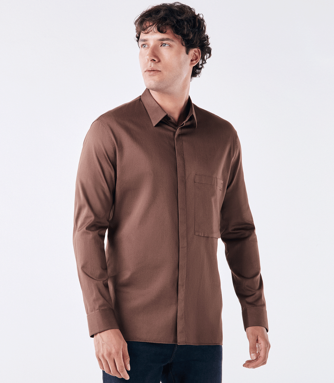 Camisa Tailor Air Pima com Bolso Marrom – slide 1