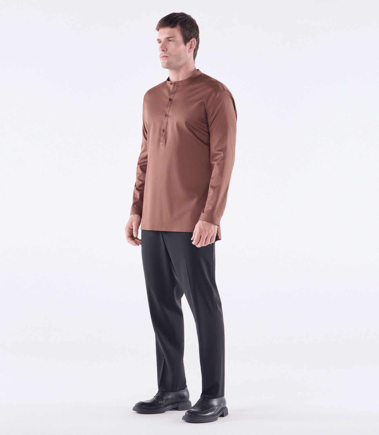 Camisa Gola Mao Vista Alongada Algodão Marrom – slide 2