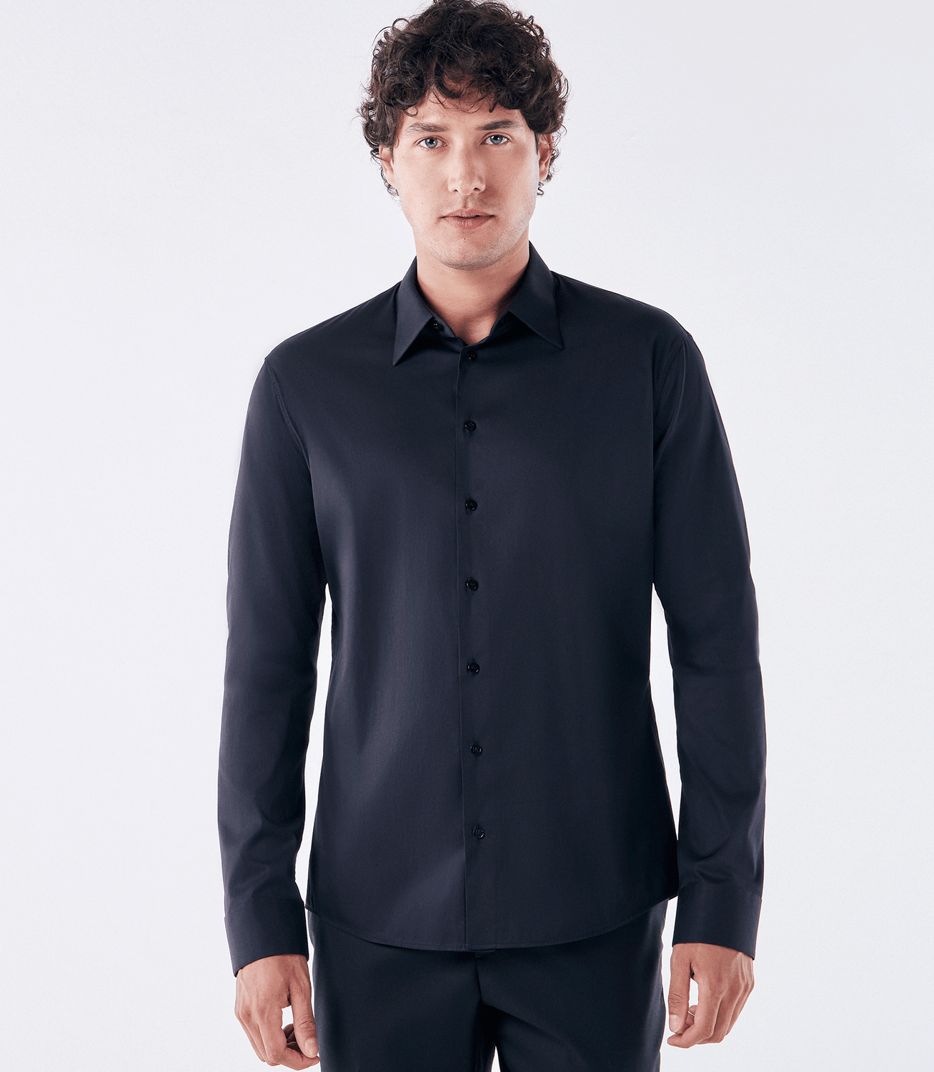 Camisa Social Lar Manga Longa Preto – slide 1