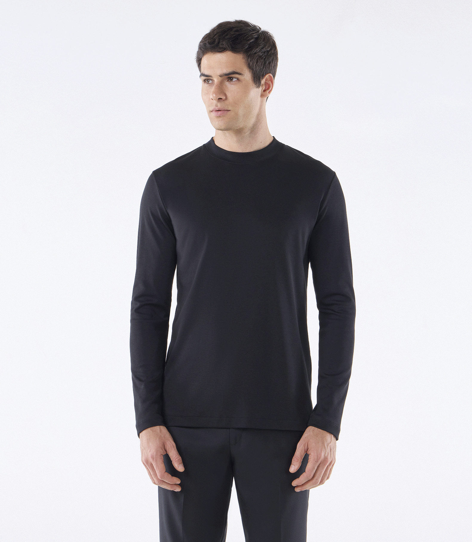 Camiseta Interloque 44/1 Manga Longa Gola Média Preto