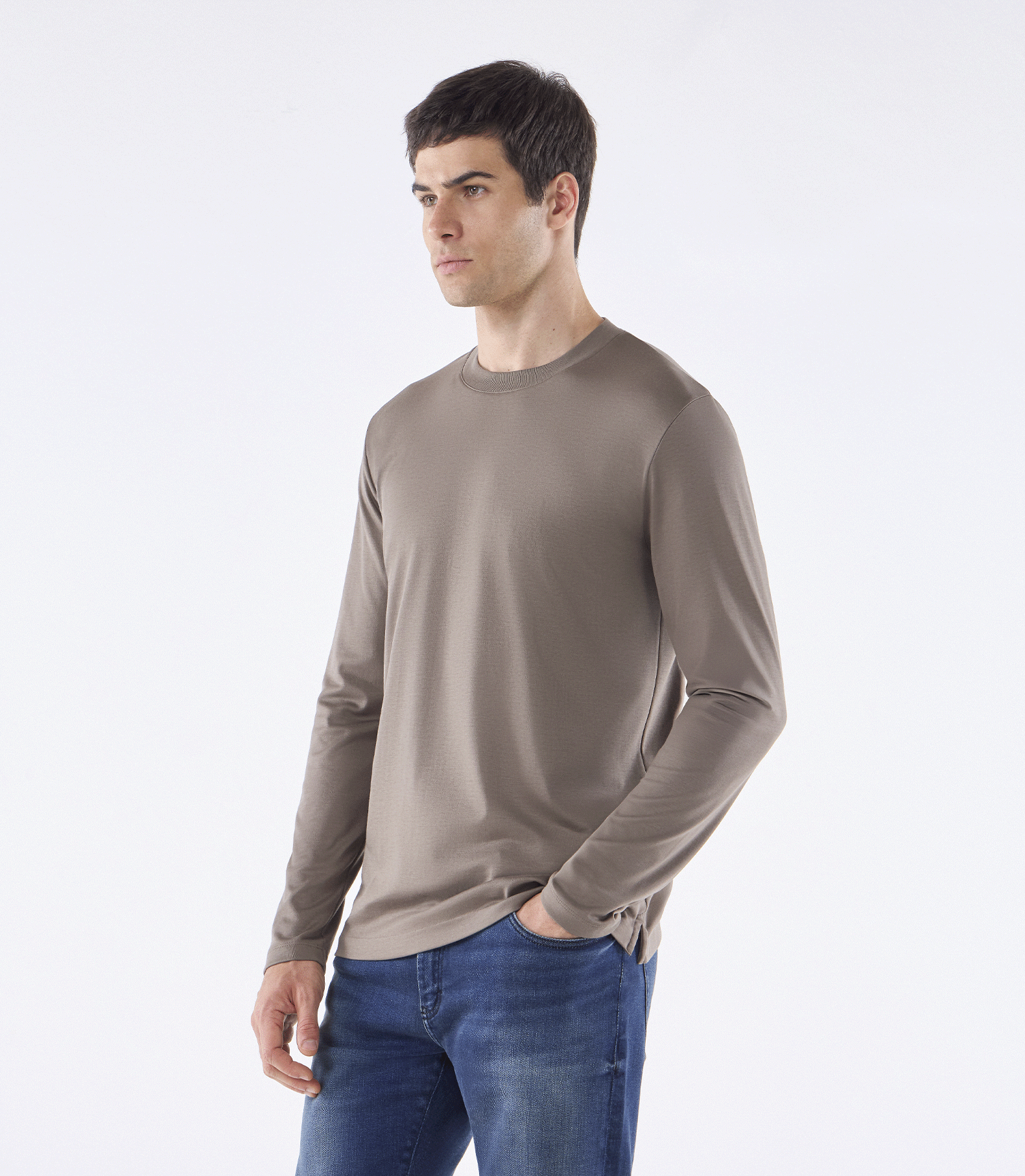 Camiseta Interloque 44/1 Manga Longa Gola Média Marrom