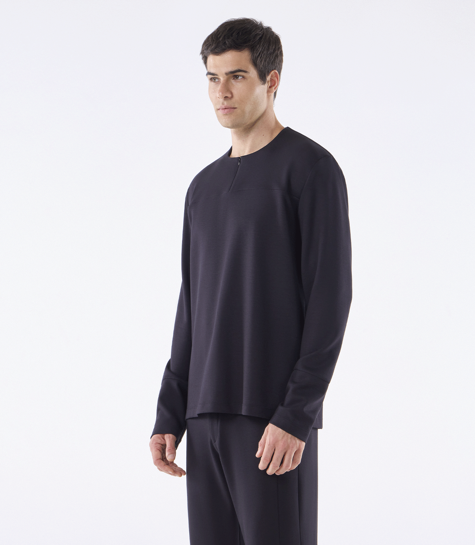 Camiseta Manga Longa Zíper Invisível Frontal Preto