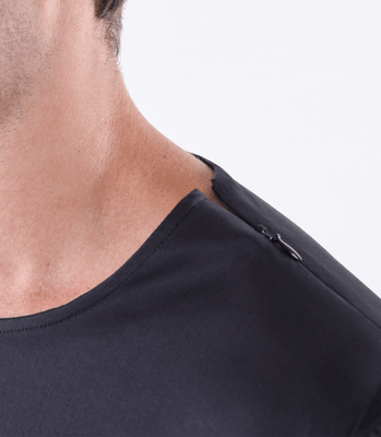 Camiseta Canoa Zíper no Ombro Preto thumbnail 4
