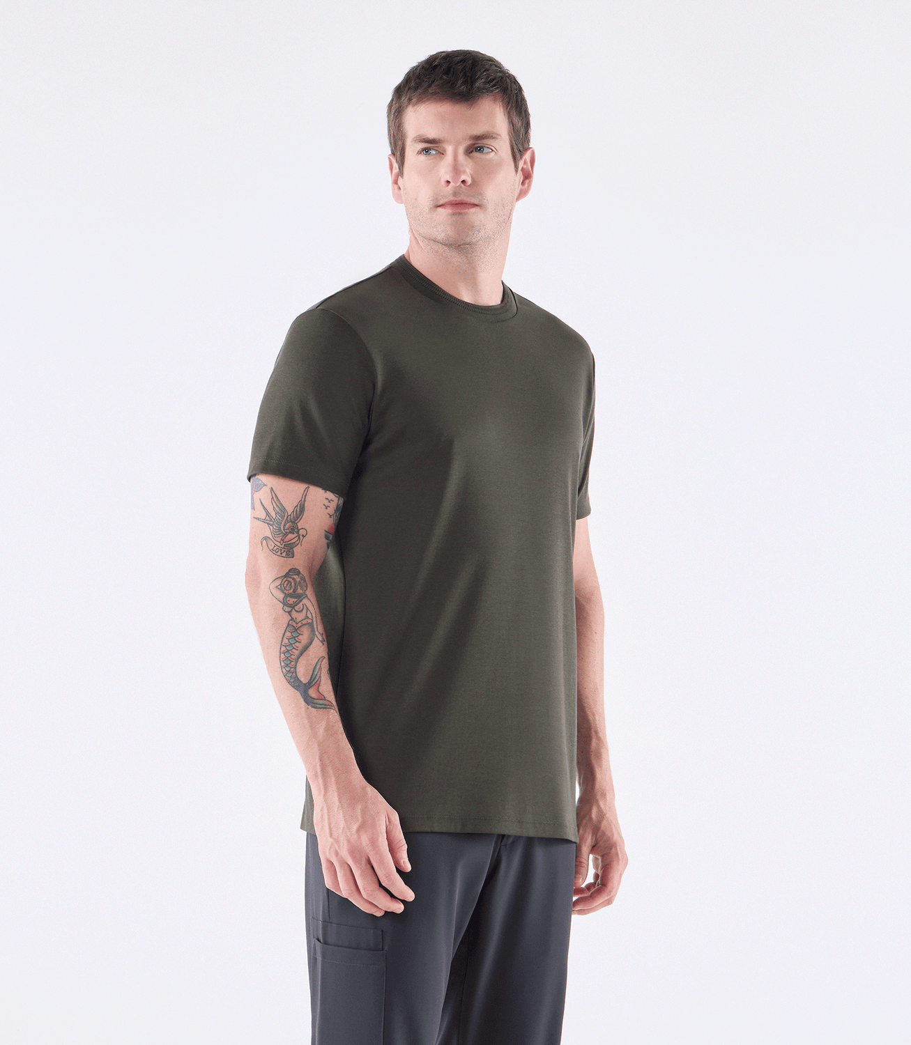 Camiseta Interloque com Gola Trabalhada Verde – slide 1