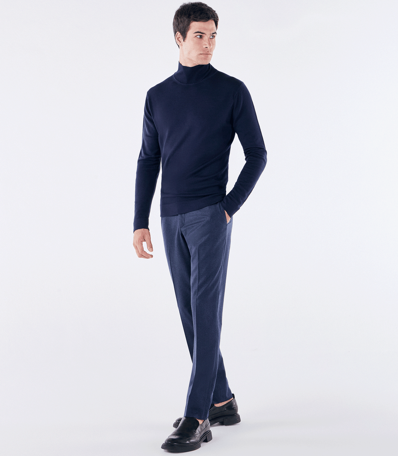 Tricô de Lã Merino Gola Rolê Azul – slide 2