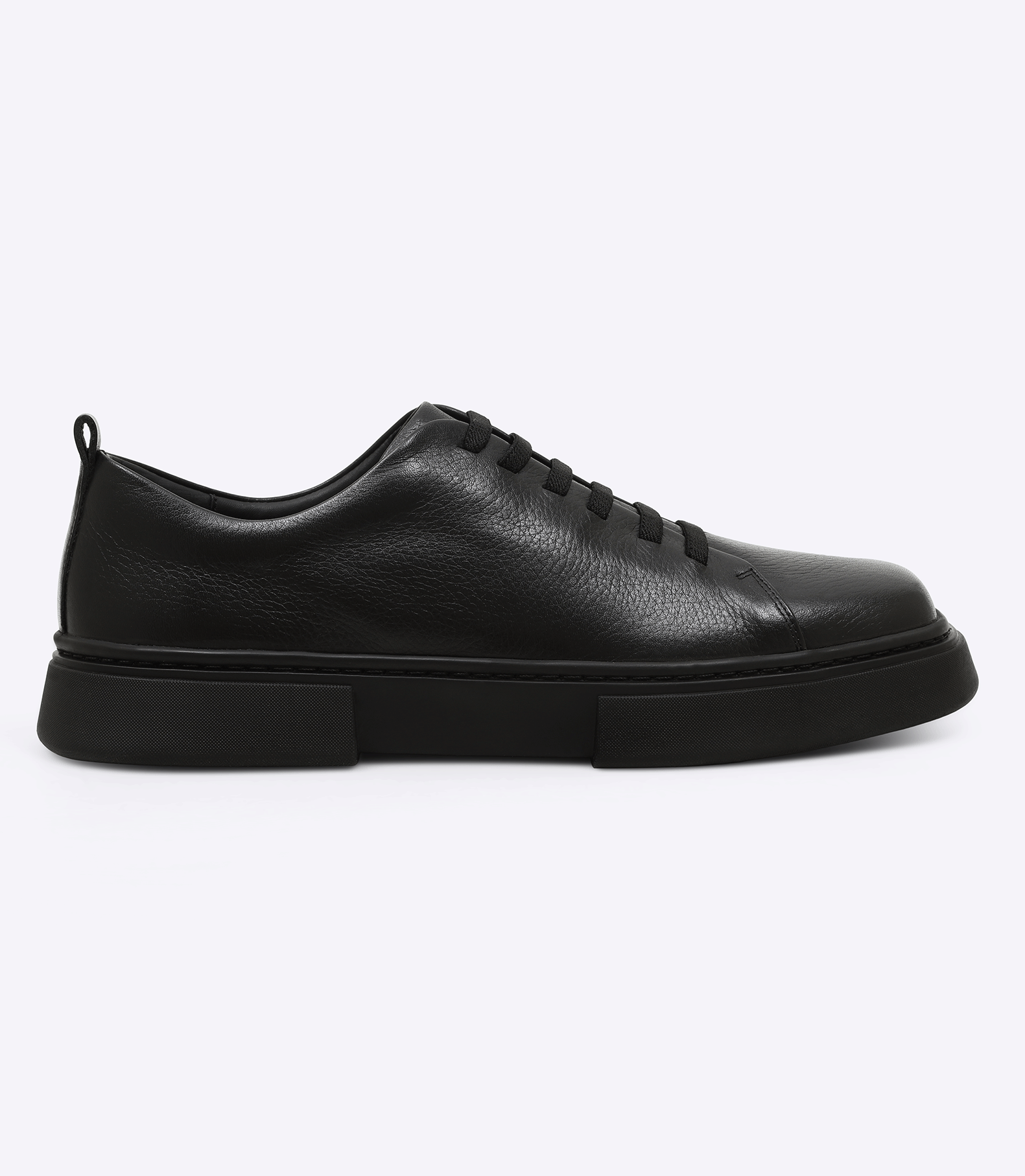 Tênis Liso Sola Quadrada Floater Preto