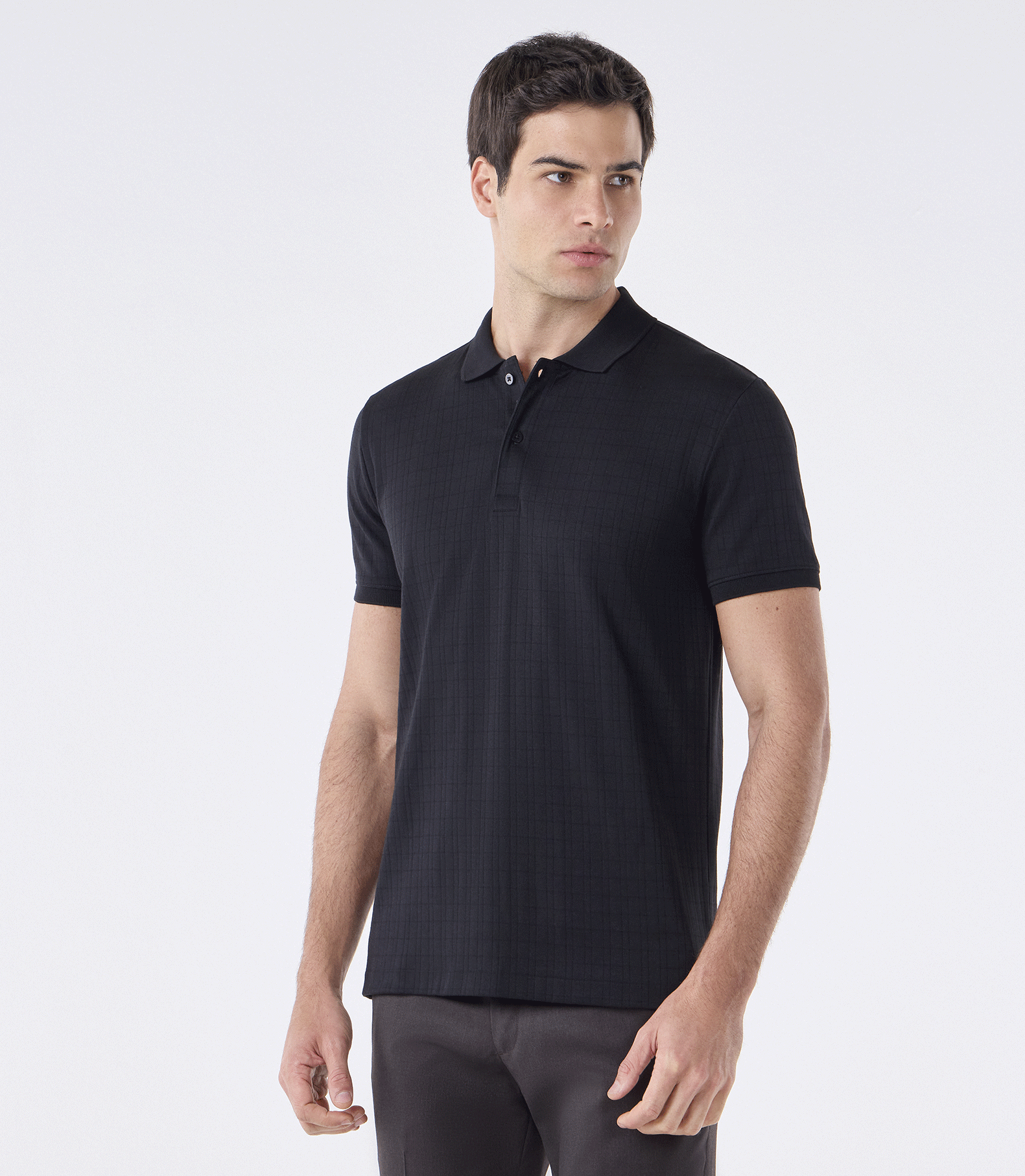 Polo Maquinetada Com Vista Simples Preto
