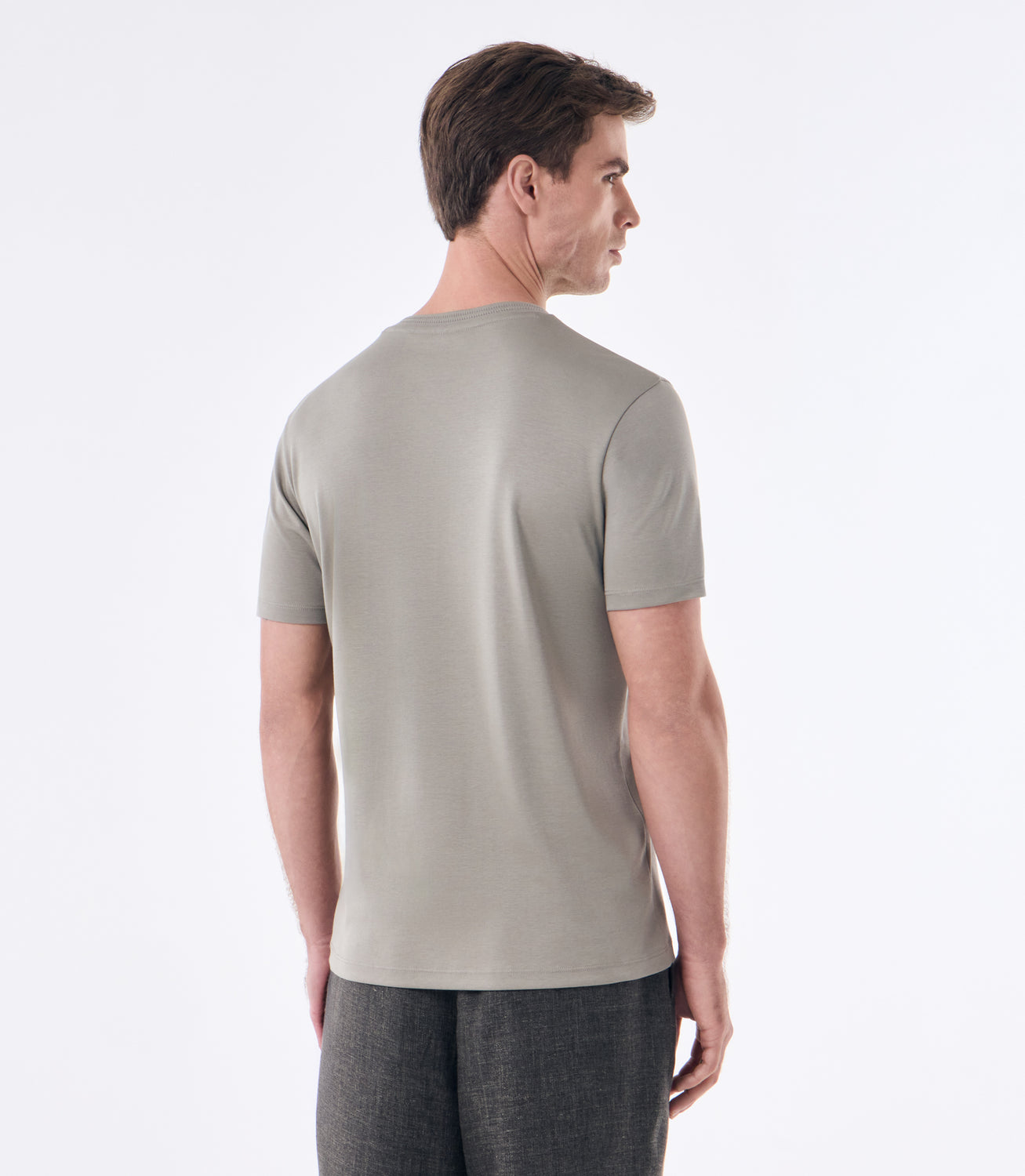Camiseta Interloque com Gola Trabalhada Verde – slide 3